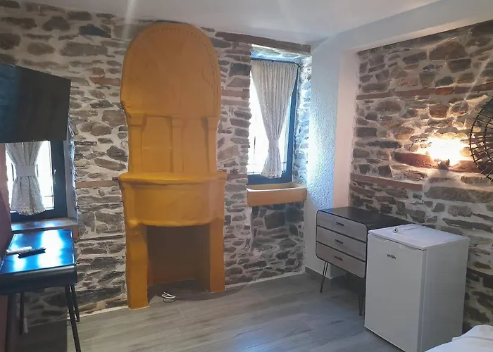 Theokleia_guest House